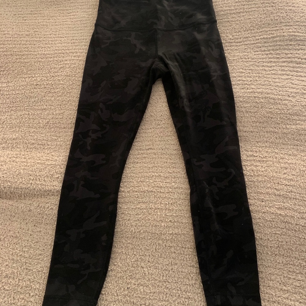 Lululemon Wunder Under Train Size 10
